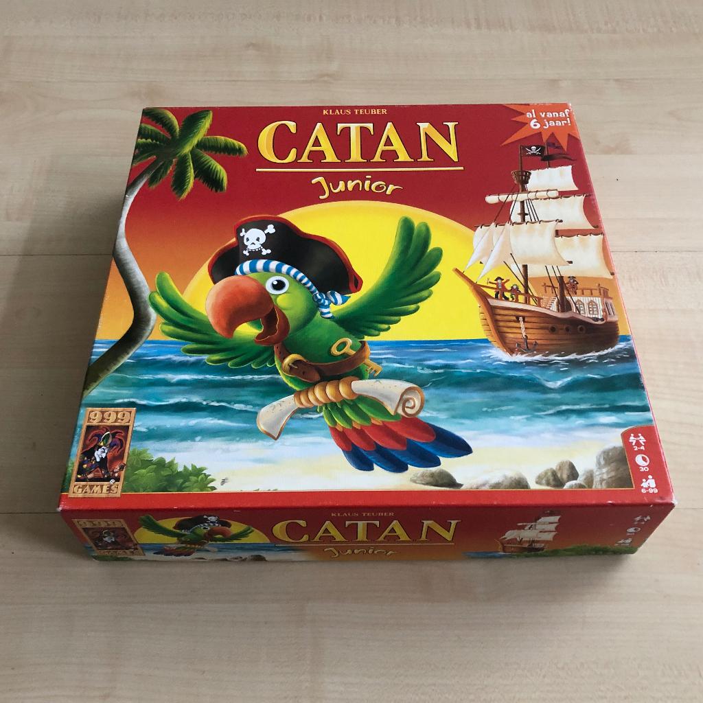 Catan Junior, Drie of vier spelers, Ophalen of Verzenden, Zo goed als nieuw, 999 games.