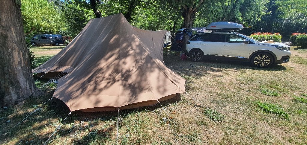 Prachtige, lichtgewicht familietent van ESVO "Barracuda", Caravans en Kamperen, Tenten, tot en met 4, Zo goed als nieuw, Ophalen