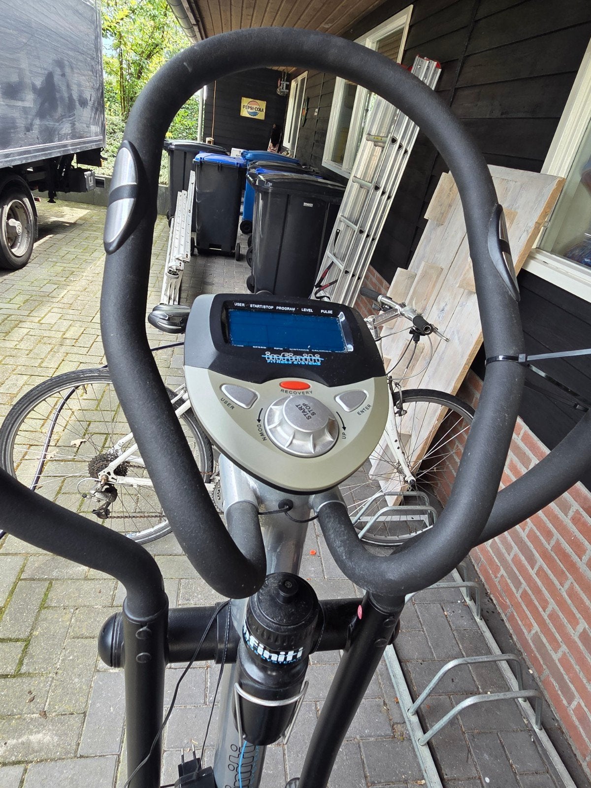 Infinity ST990 ergometer crosstrainer, Ophalen, Benen, Gebruikt, Crosstrainer