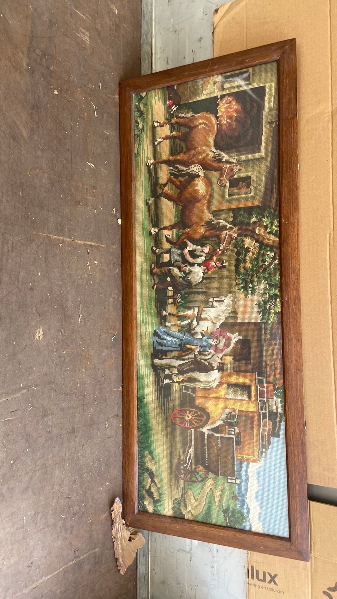 Geborduurd schilderij, Ophalen