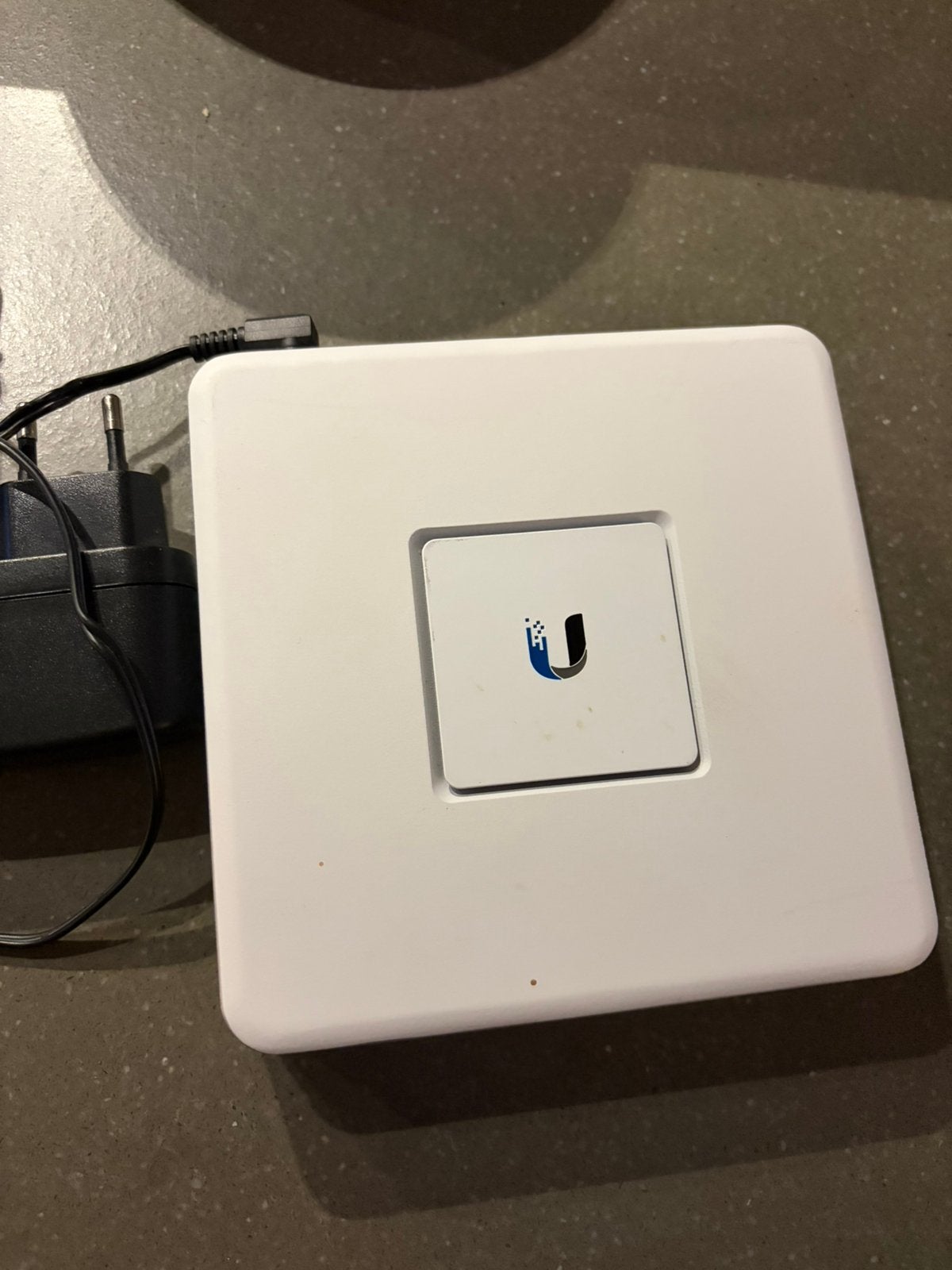 Unify security gateway, Ophalen of Verzenden, Zo goed als nieuw, Router