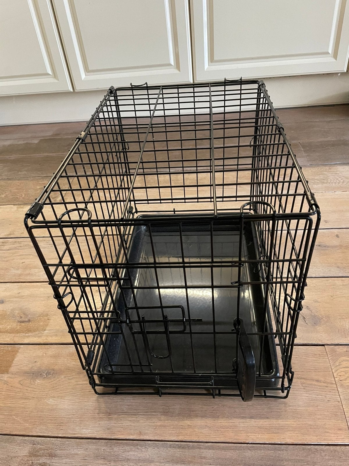 Honden bench zwart met 1 deur, Ophalen, Nieuw, Minder dan 75 cm, Minder dan 65 cm