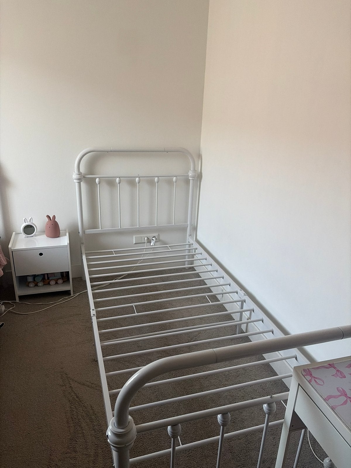 Wit metalen eenpersoonsbed (90x200 cm), Ophalen, Gebruikt, 90 cm, Eenpersoons