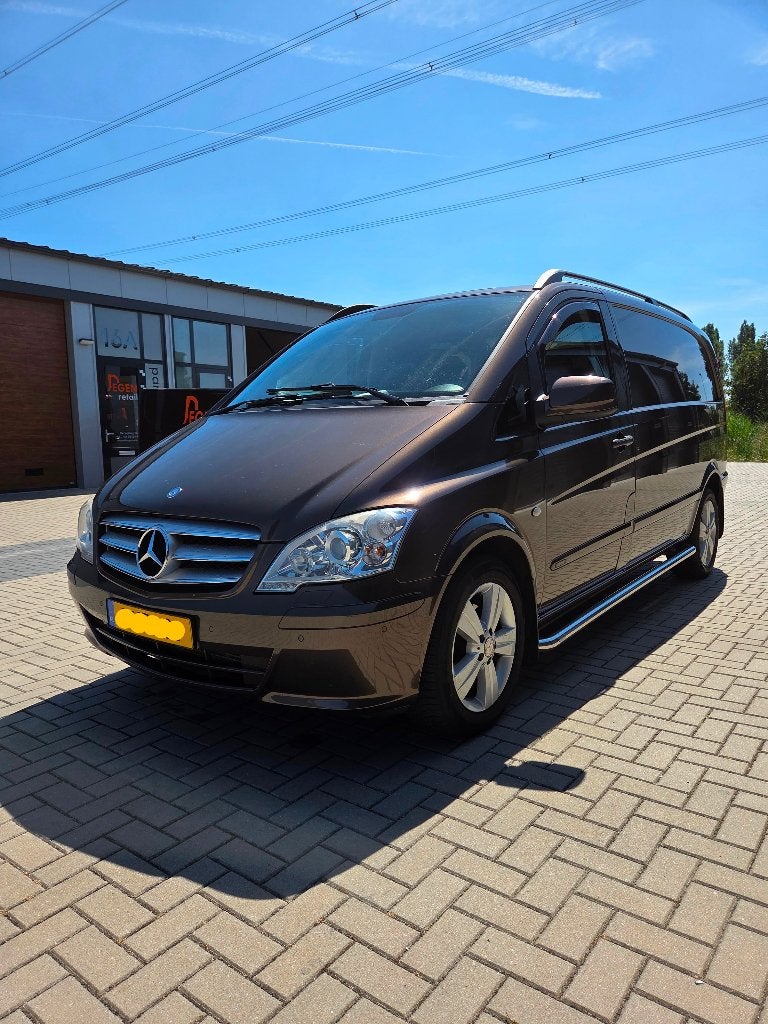 Mercedes-Benz Vito 2.1 CDI, Achterwielaandrijving, Zwart, Bruin, Bedrijf