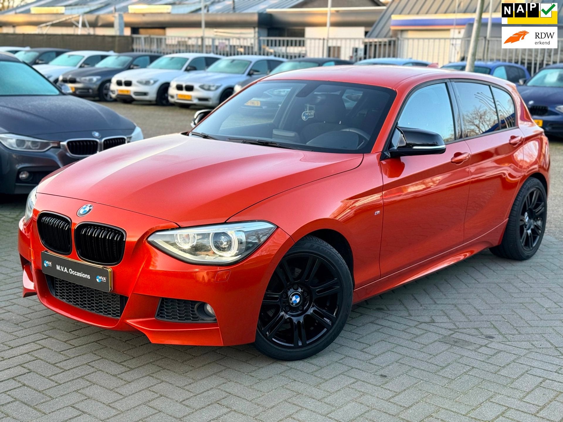BMW 1-serie 116i Executive M Sport|Nieuwe Ketting + Klepseal, Auto's, 1-Serie, Gebruikt, Alcantara, Origineel Nederlands