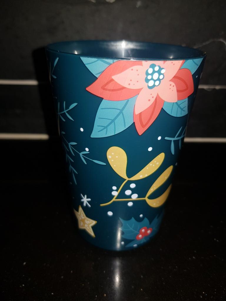 Plastic kerst beker, Diversen, Kerst, Ophalen of Verzenden, Gebruikt