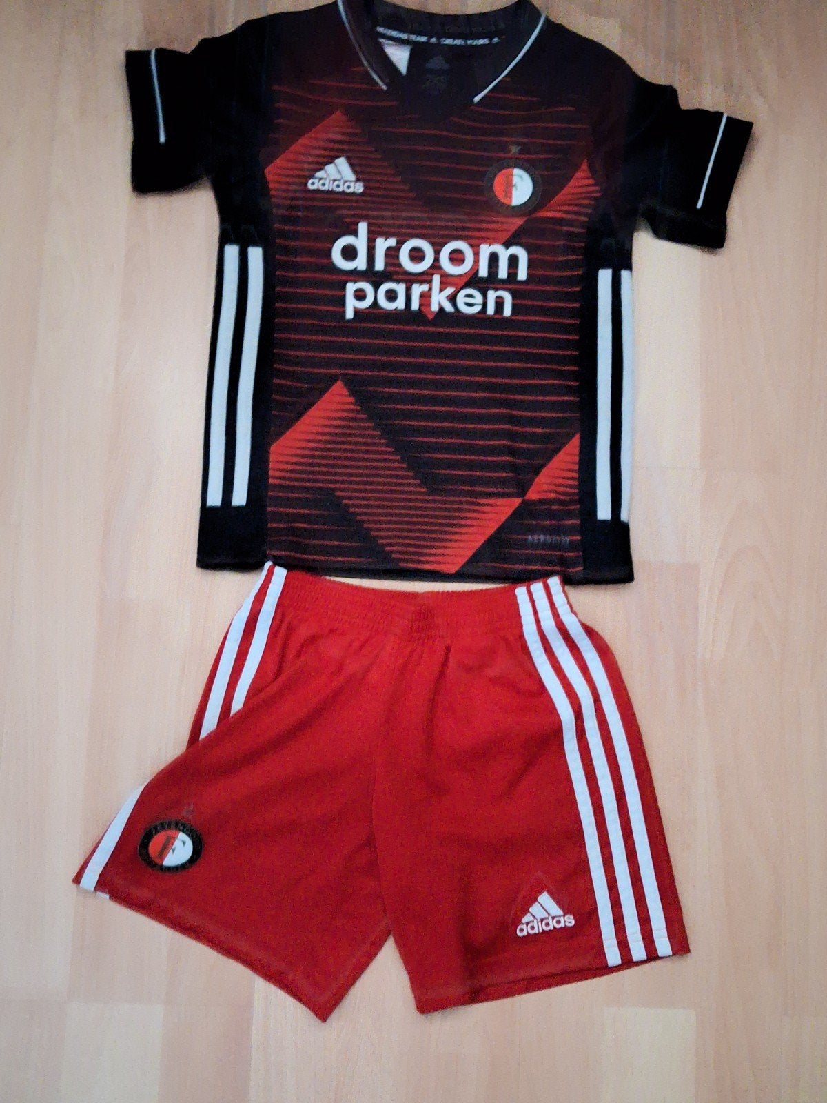 Feyenoord tenue 2XS (5-6 jaar), Ophalen of Verzenden, Zo goed als nieuw, Adidas, Jongen