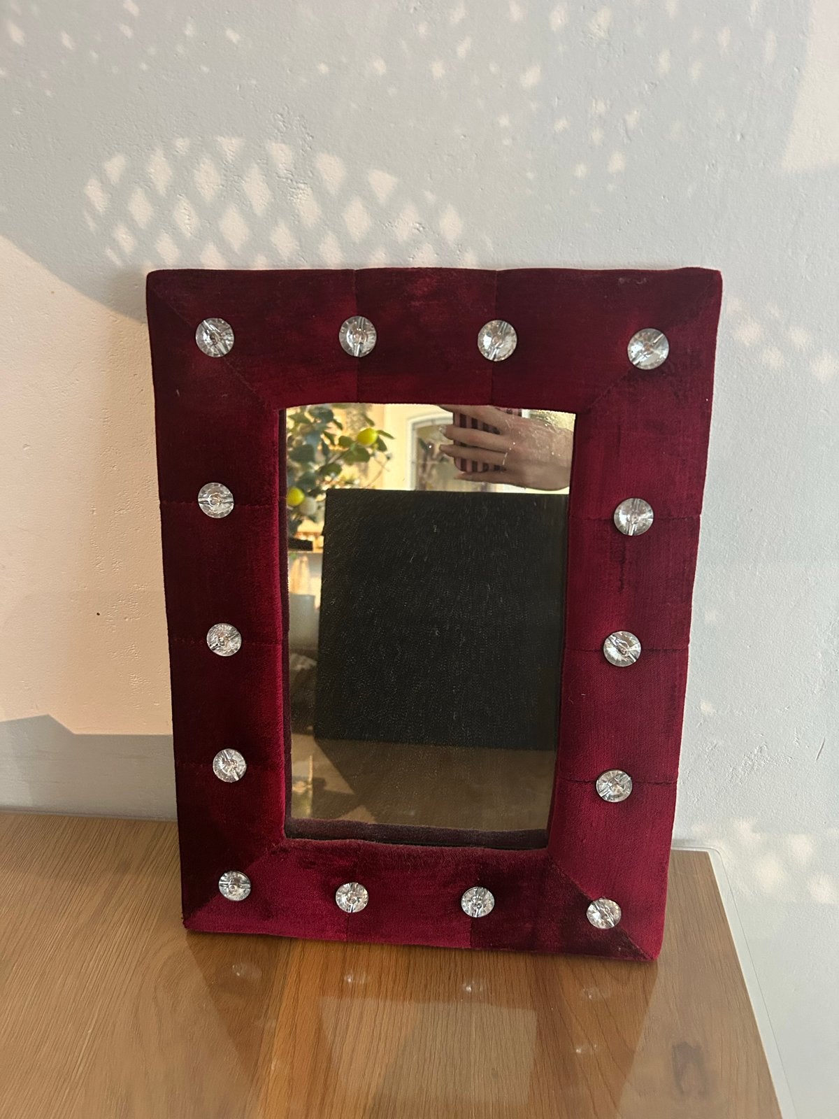 Xenos spiegel met fluwelen rand en strass steentjes, Minder dan 50 cm, Gebruikt, Ophalen of Verzenden, Minder dan 100 cm