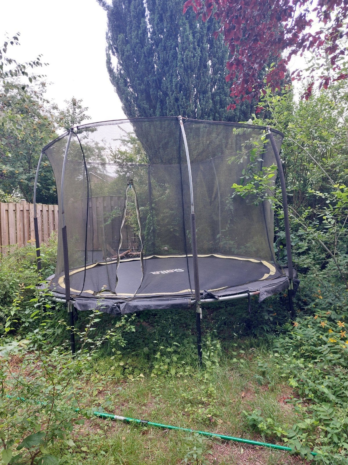 Gratis salta trampoline 3,6m met vangnet (voor onderdelen?), Ophalen, Gebruikt