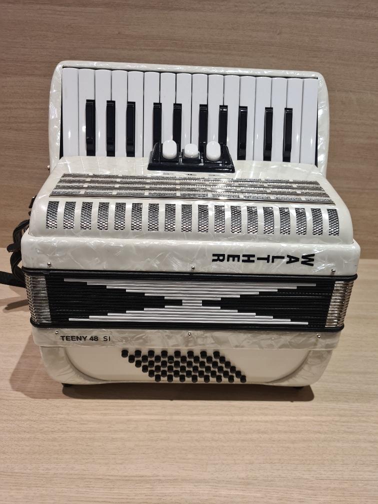 Walther Teeny 48 SI White occasion accordeon 5,6 kg, Muziek en Instrumenten, Accordeons, Niet ingevuld, Met koffer, Toetsaccordeon