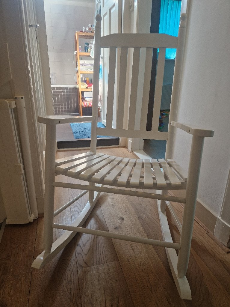 Gebruikte witte schommelstoel, Ophalen, Gebruikt, Wit, Eén