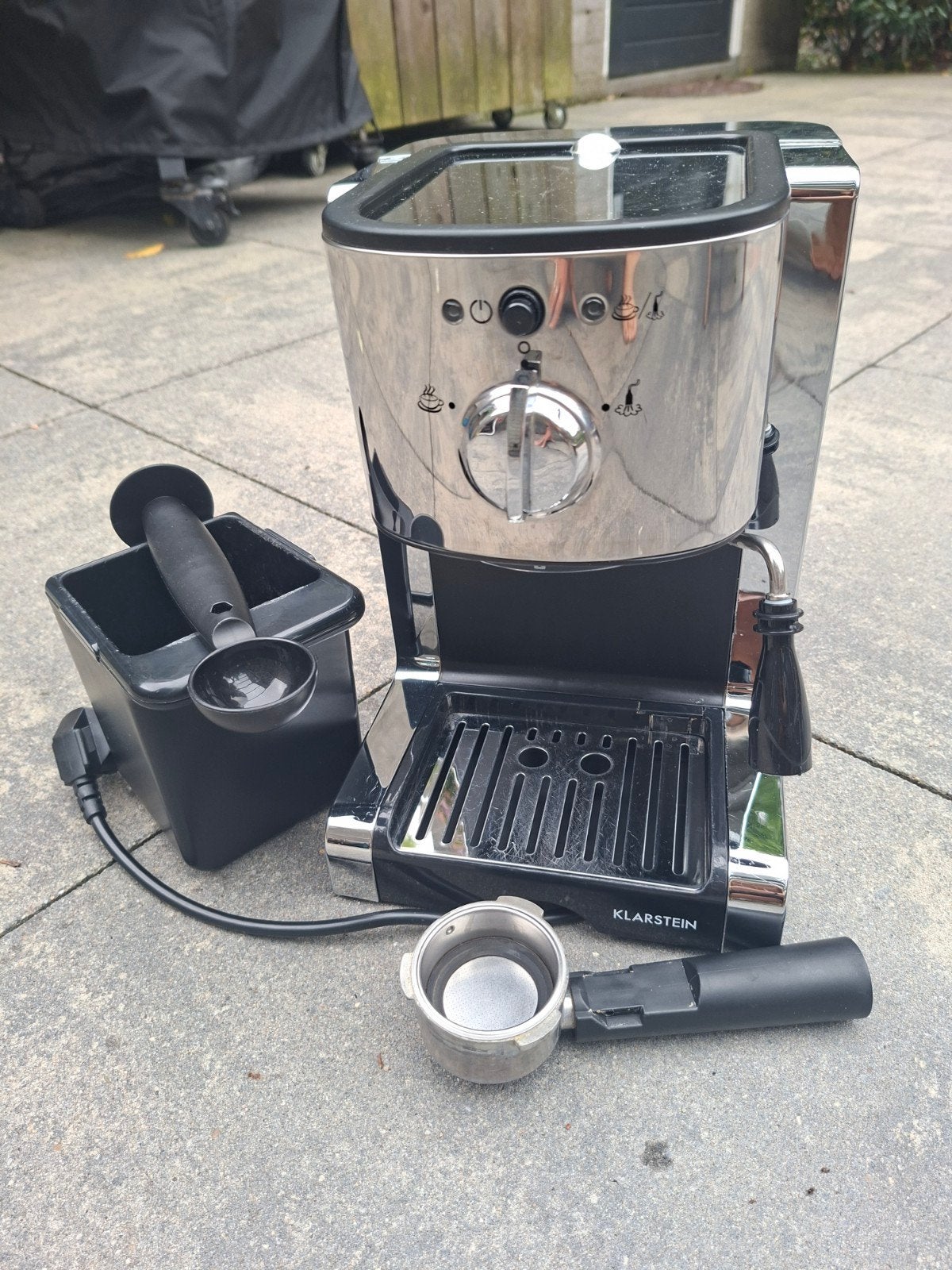 Koffiemachine en bonenmaler, Ophalen, Gebruikt, Koffiemachine
