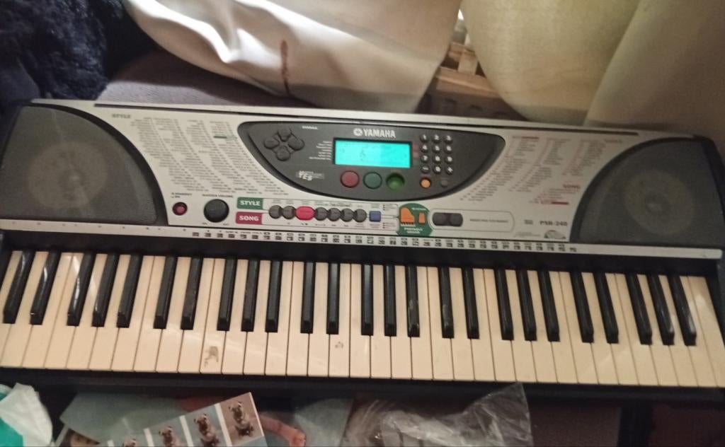 Yamaha PSR-240 Keyboard - Ideaal voor beginners, Ophalen of Verzenden