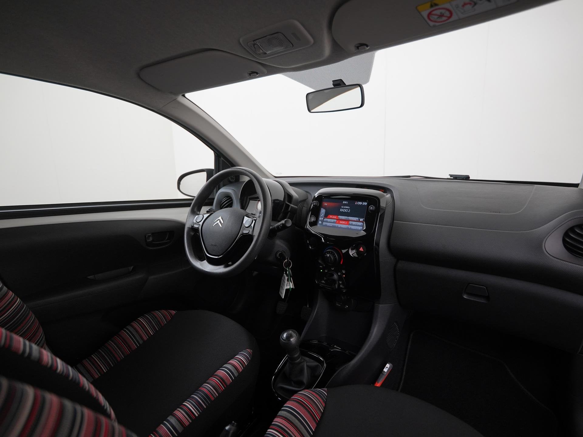 Citroen C1 1.0 VTi Feel | Camera | Apple/Android Carplay | Z, Voorwielaandrijving, 12 maanden, Stof, Gebruikt