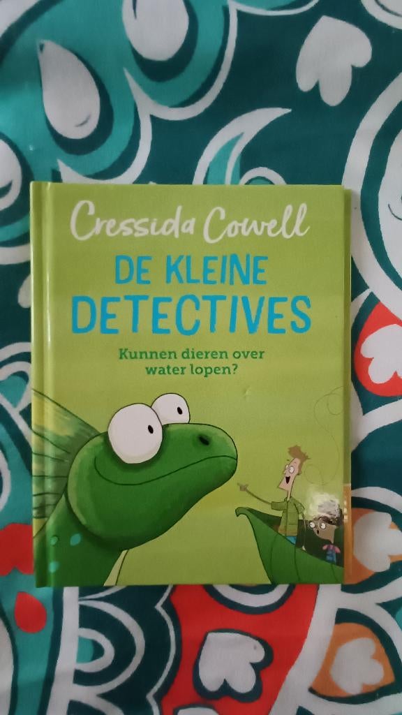 De kleine detectives – Kunnen dieren over water lopen?, Boeken, Kinderboeken | Jeugd | onder 10 jaar, Ophalen of Verzenden, Gelezen
