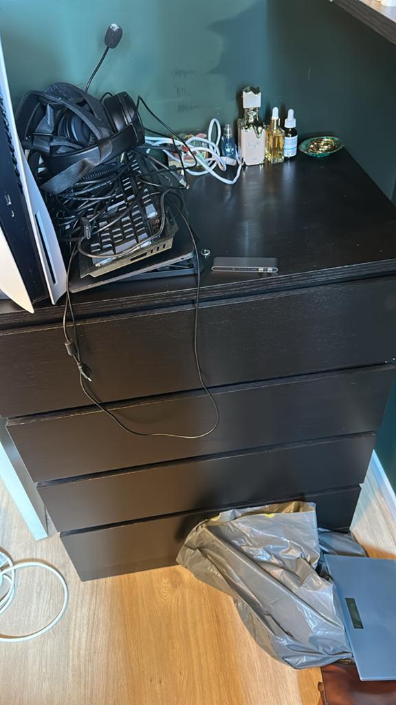 IKEA Malm ladekast zwart met 4 lades, Huis en Inrichting, Kasten | Ladekasten, Ophalen, 100 tot 150 cm, 50 tot 100 cm, Zo goed als nieuw