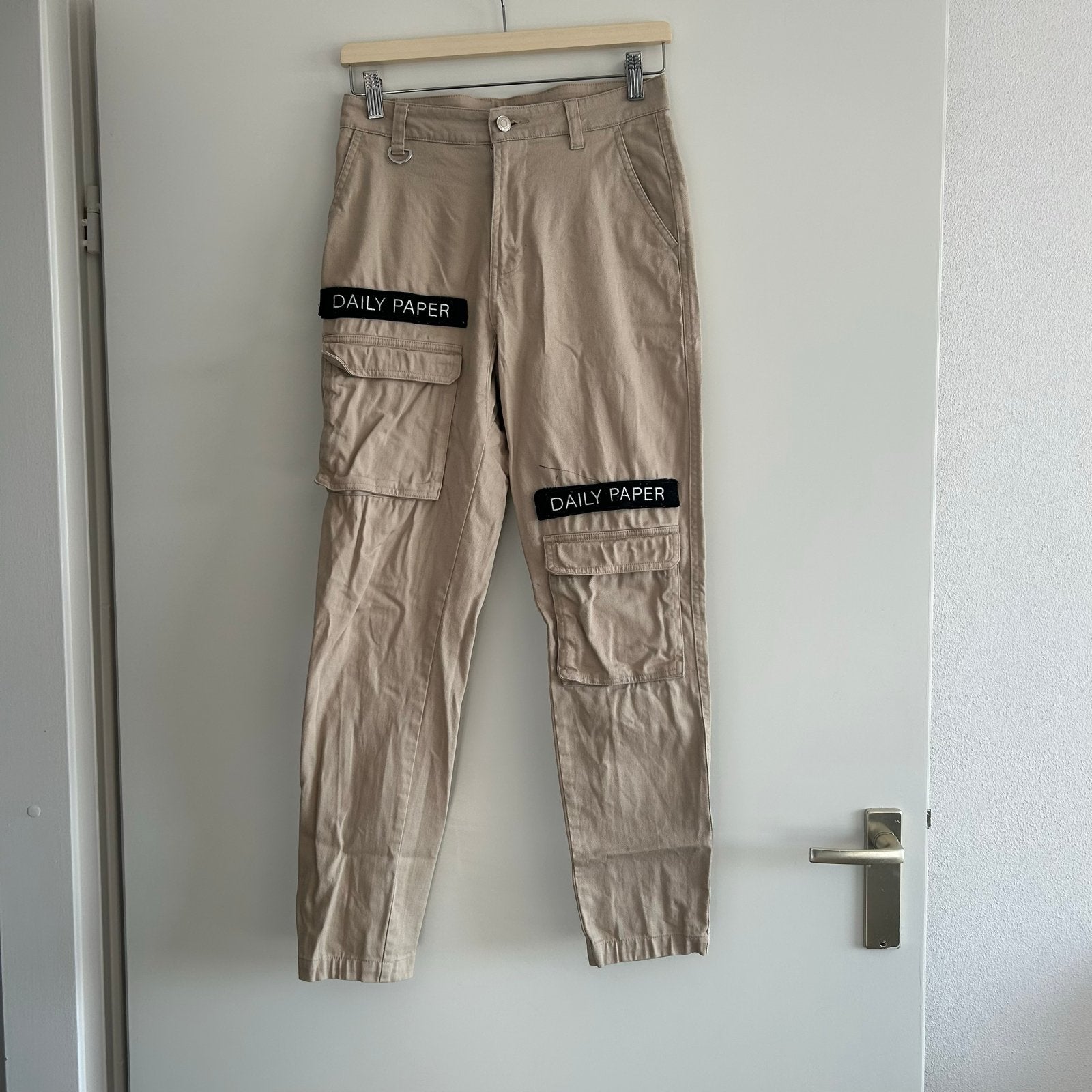 Daily Paper Broek Maat XS, Beige, Ophalen of Verzenden, Maat 34 (XS) of kleiner, Lang