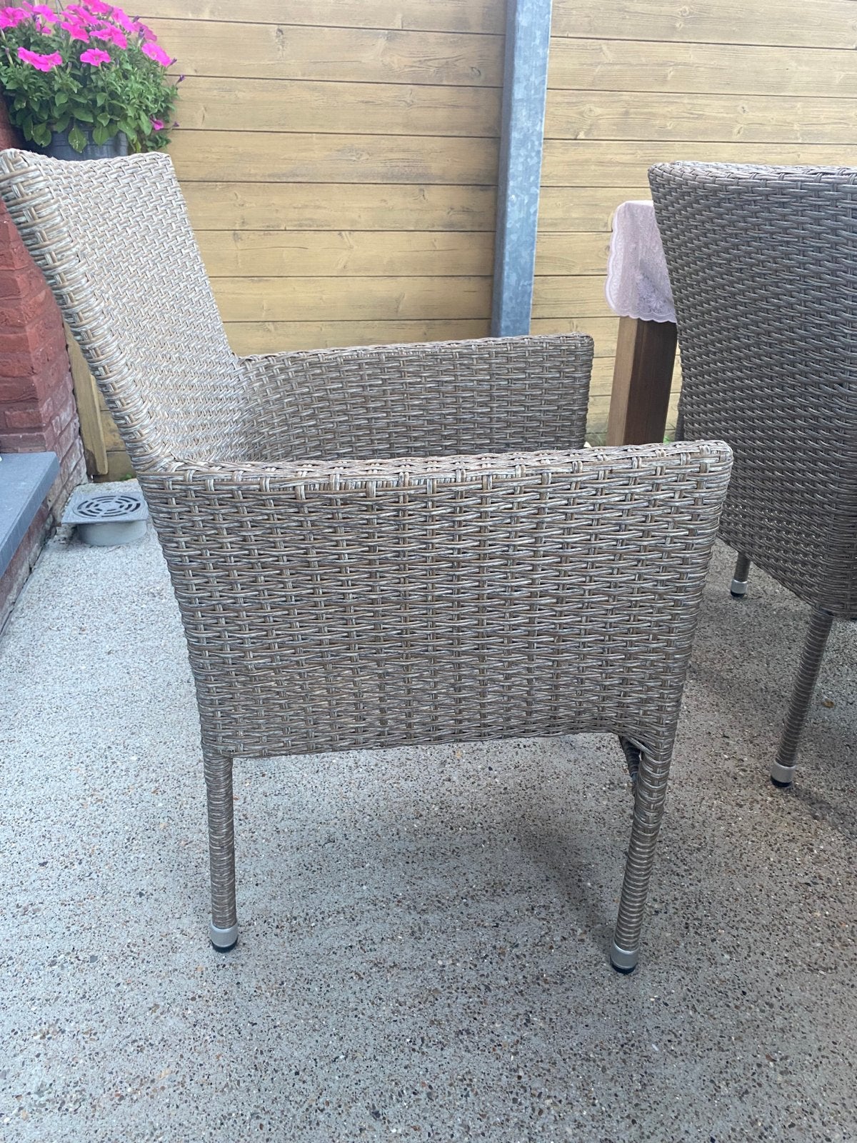 Nieuwe tuinstoelen 8 stuks