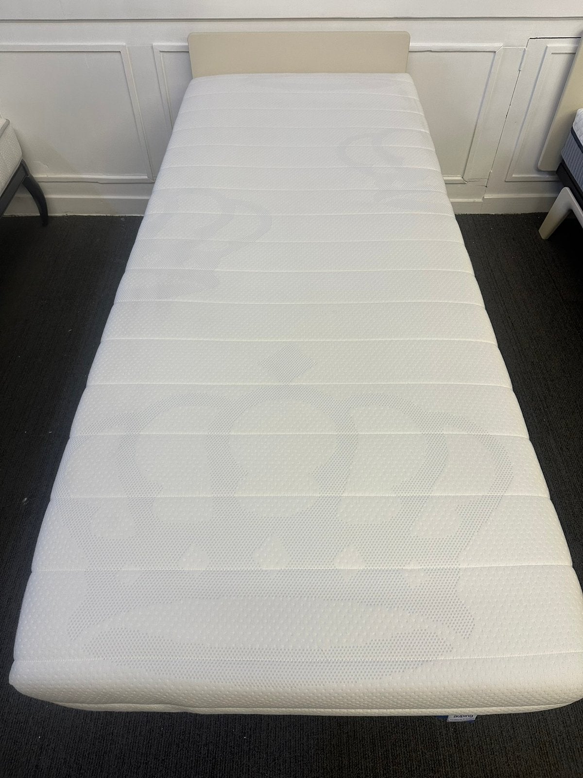Auping inizio matras 90x220 medium wasbaar Nu voor €450.-, 90 cm, Eenpersoons, Nieuw, Ophalen of Verzenden