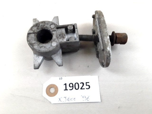 XJ600 1992 - 1996 Yamaha Afstandshouder D1-36001