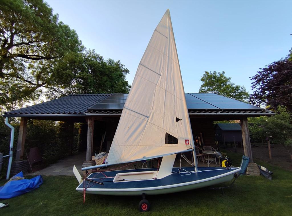 Laser zeilboot met trailer en toebehoren, Watersport en Boten, Open zeilboten, Ophalen, Laser, Gebruikt, 4 m