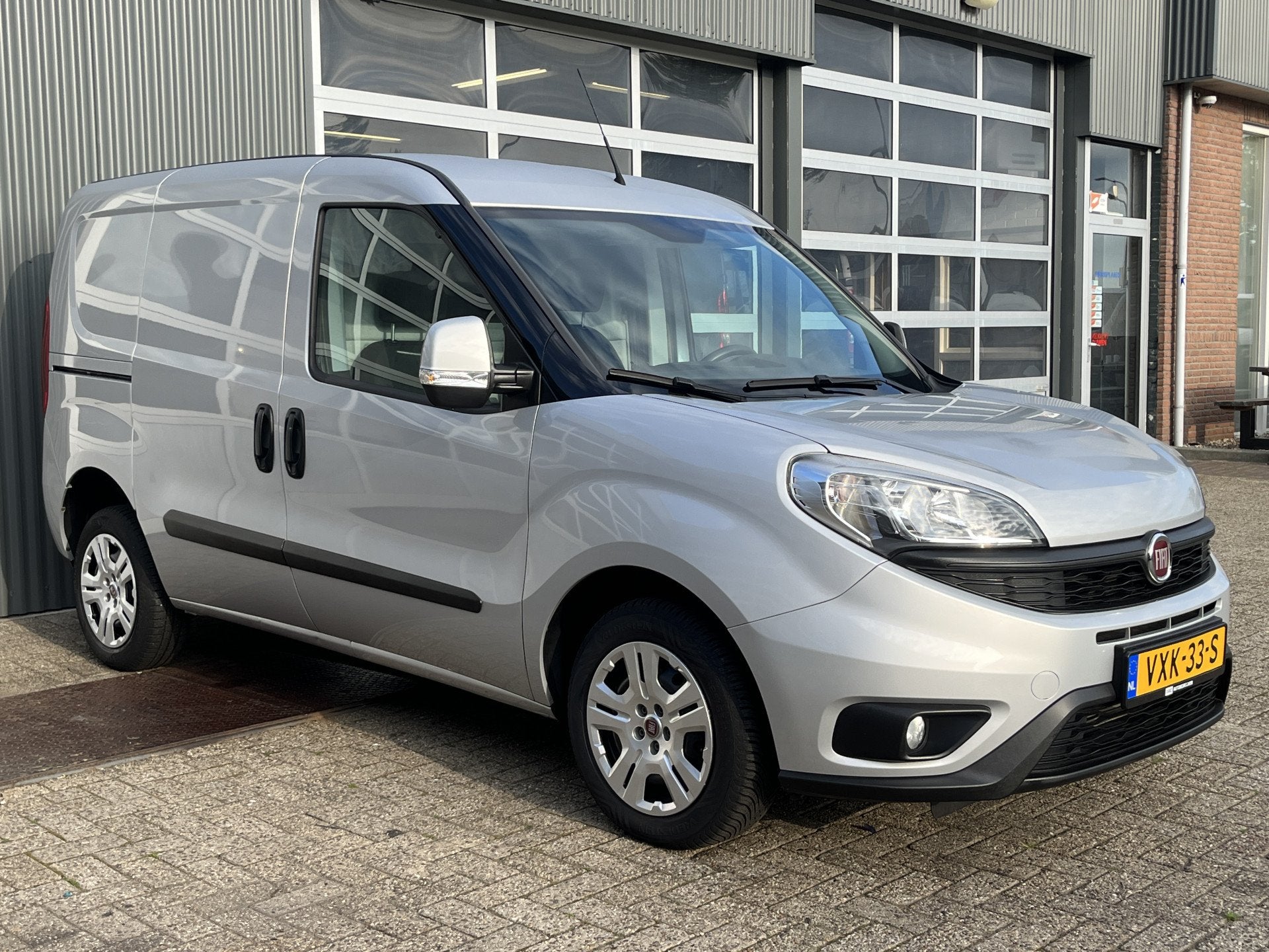 Fiat Doblò Cargo 1.3 MJ L1H1 SX Btw en Bpm vrij Airco Cruis, Auto's, Bestelauto's, Voorwielaandrijving, Euro 5, Stof, Gebruikt