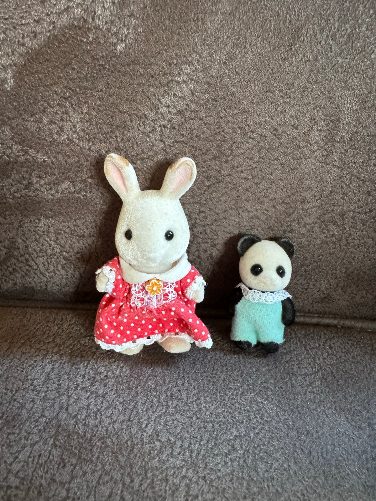 Sylvanian Families Konijn en Panda Figuurtjes, Ophalen, Zo goed als nieuw, Jongen of Meisje