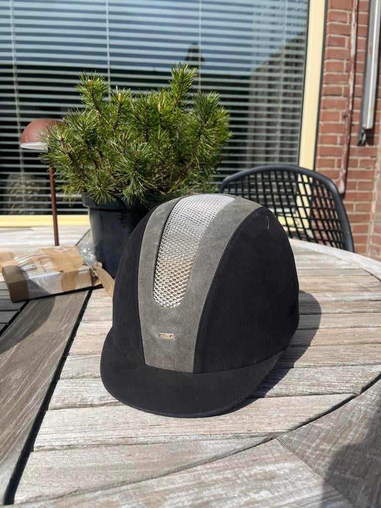 Caps, Dieren en Toebehoren, Ophalen of Verzenden, Zo goed als nieuw, Recreatie