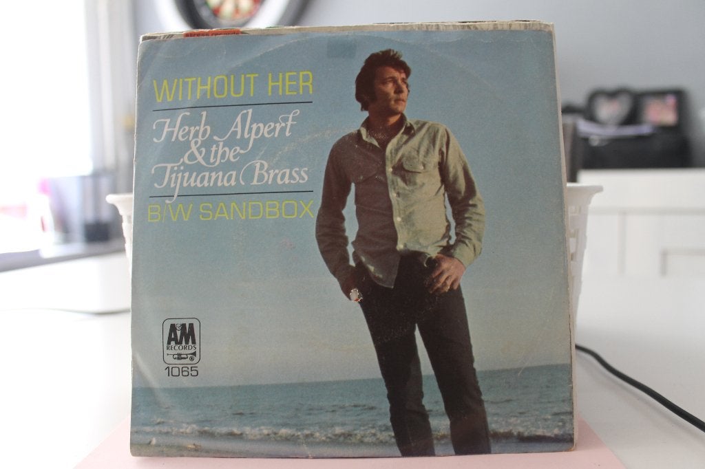 7" Single Herb Alpert & The Tijuana Brass - Without Her / Sa, Cd's en Dvd's, Vinyl Singles, Gebruikt, 7 inch, Ophalen of Verzenden