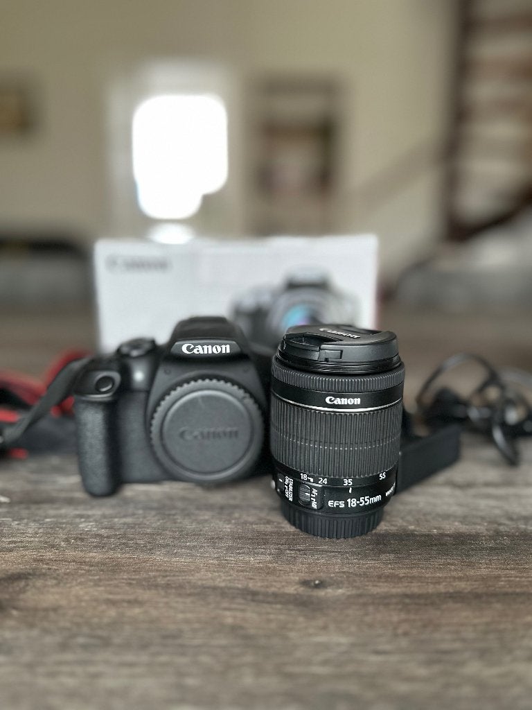 Canon EOS2000D, Gebruikt, Spiegelreflex, Canon, Ophalen of Verzenden