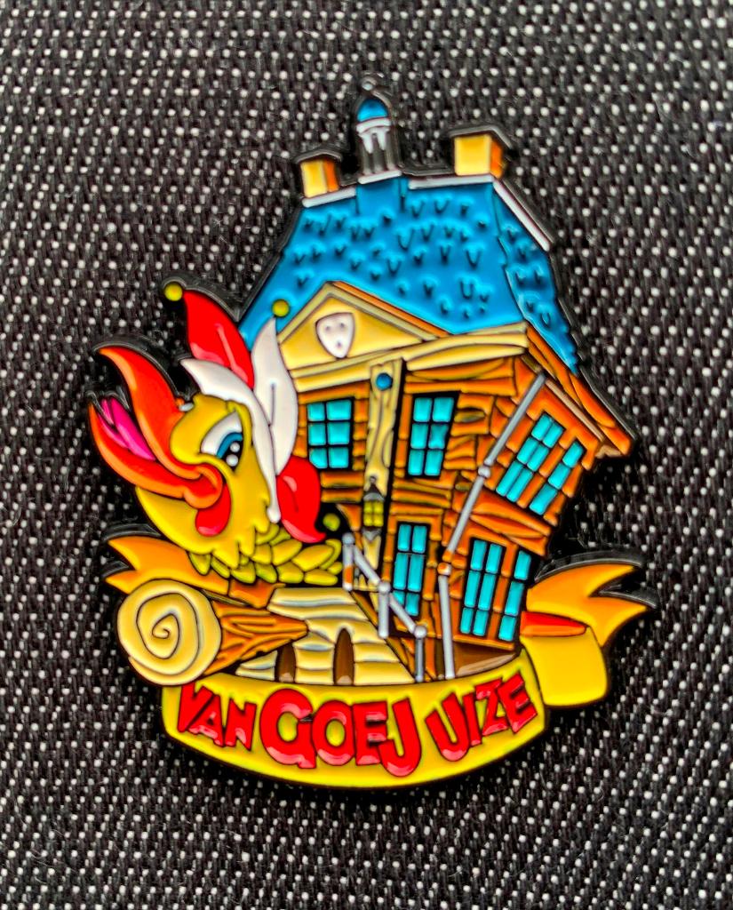Motto pin Tullepetaon / Tullepetaonestad / van Goej Uize, Verzamelen, Ophalen of Verzenden, Nieuw, Stad of Land, Speldje of Pin