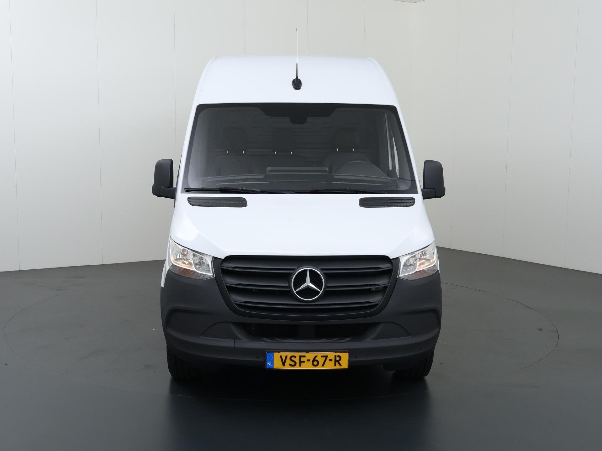 Mercedes-Benz Sprinter 311 CDI L2 H2 RWD, Auto's, Bestelauto's, Gebruikt, Euro 6, 4 cilinders, 2000 kg