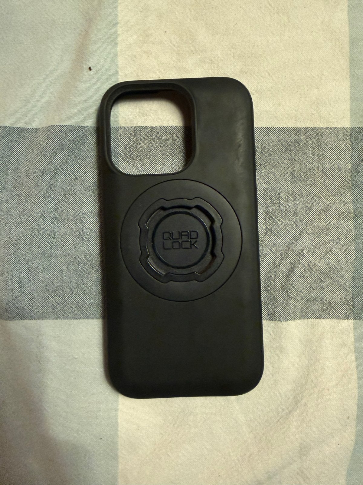 Foto 3 van Quad Lock telefoonhoesje voor iPhone 16 Pro