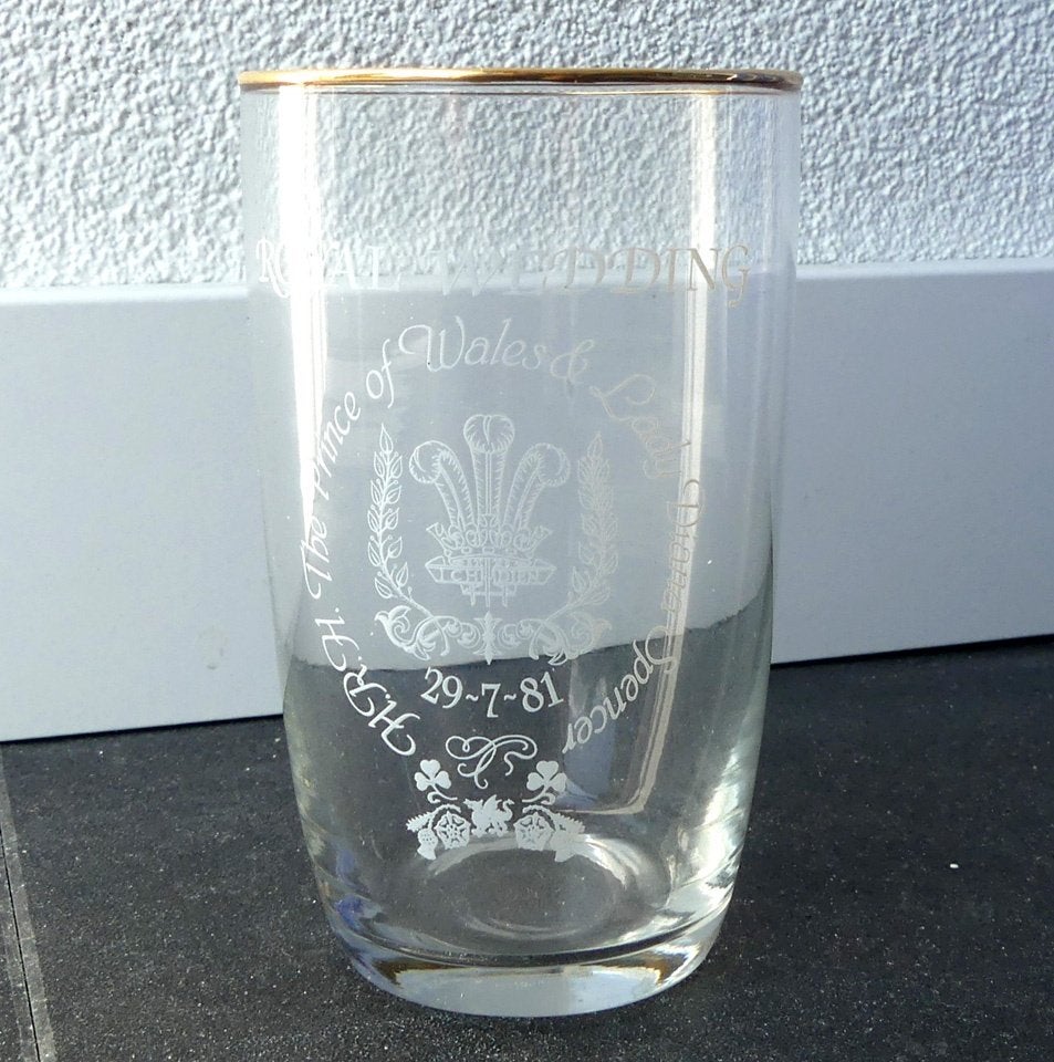Charles & Diana glas huwelijk prince and princess of Wales, Ophalen of Verzenden, Zo goed als nieuw, Buitenland, Servies