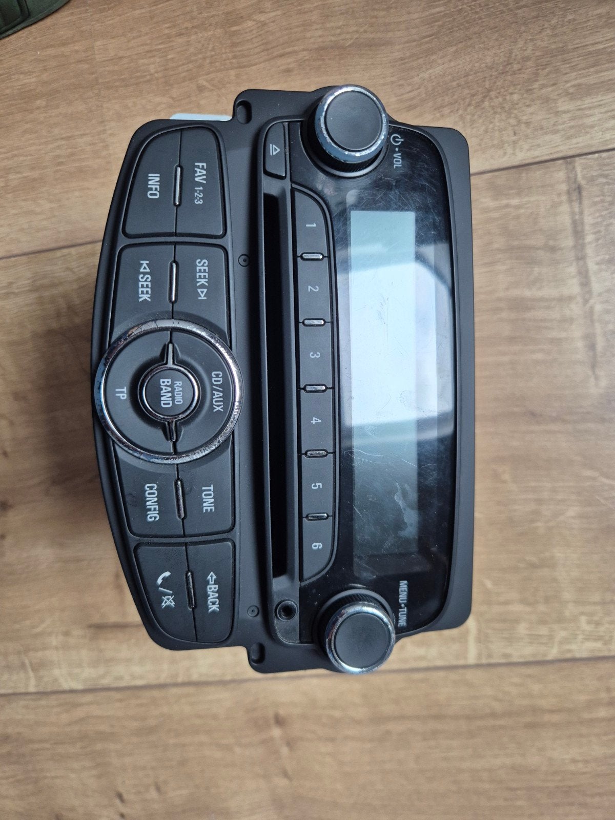 Chevrolet Aveo Radio CD/AUX Speler AGC-1055RT, Auto diversen, Ophalen of Verzenden, Gebruikt