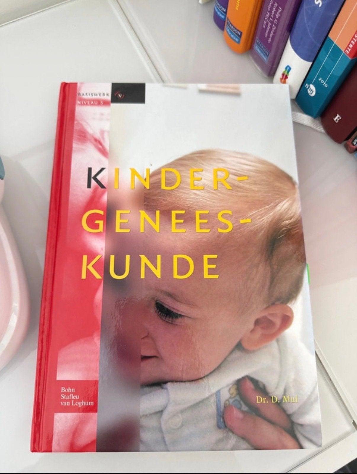 Kindergeneeskunde - Basiswerk Niveau 3, Boeken, Studieboeken en Cursussen, Ophalen of Verzenden, Gamma, Zo goed als nieuw, HBO