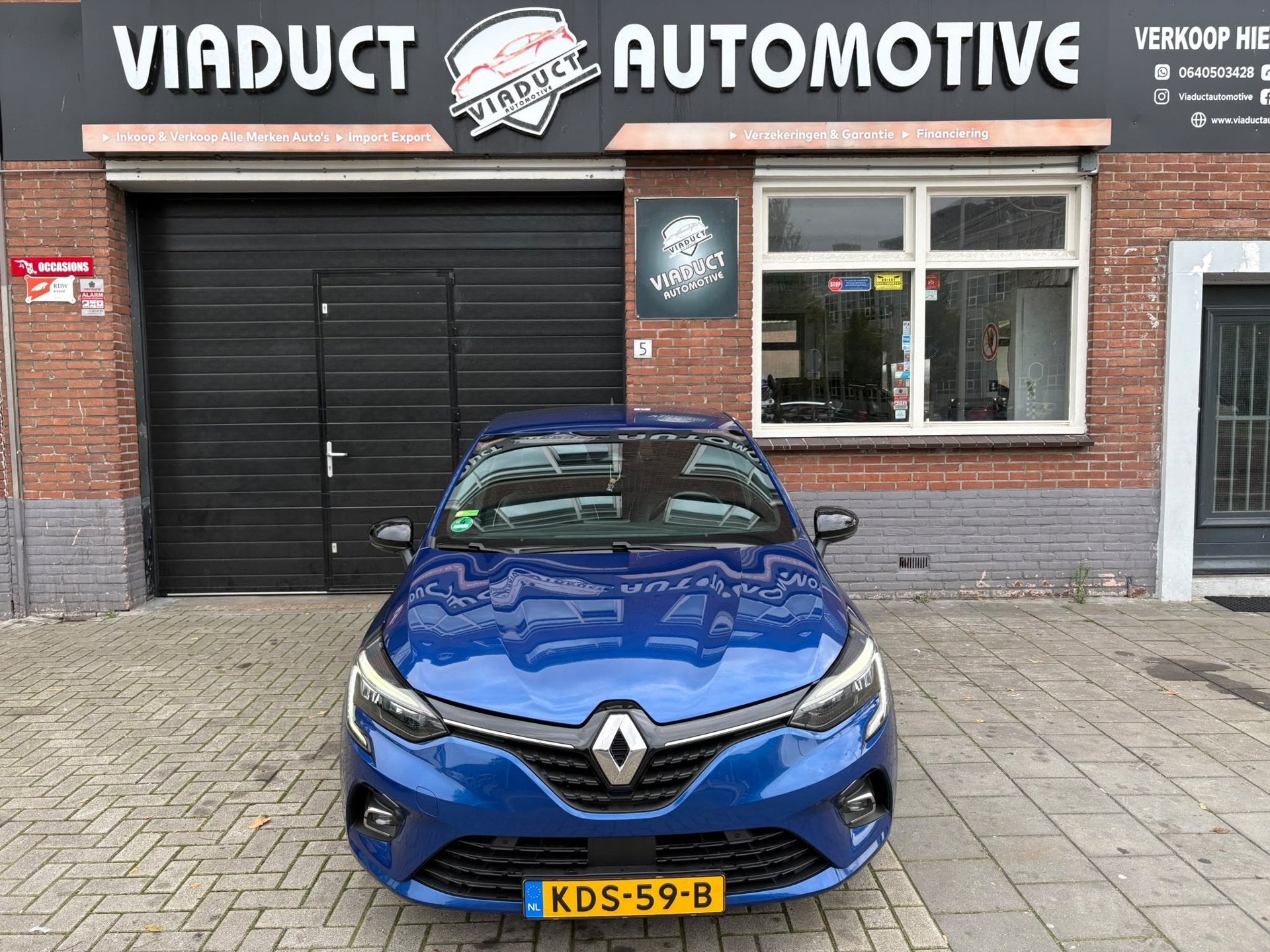 Renault CLIO 1.3 TCe Intens Automaat Carplay Climate Navigat, Gebruikt, 4 cilinders, Blauw, 615 kg