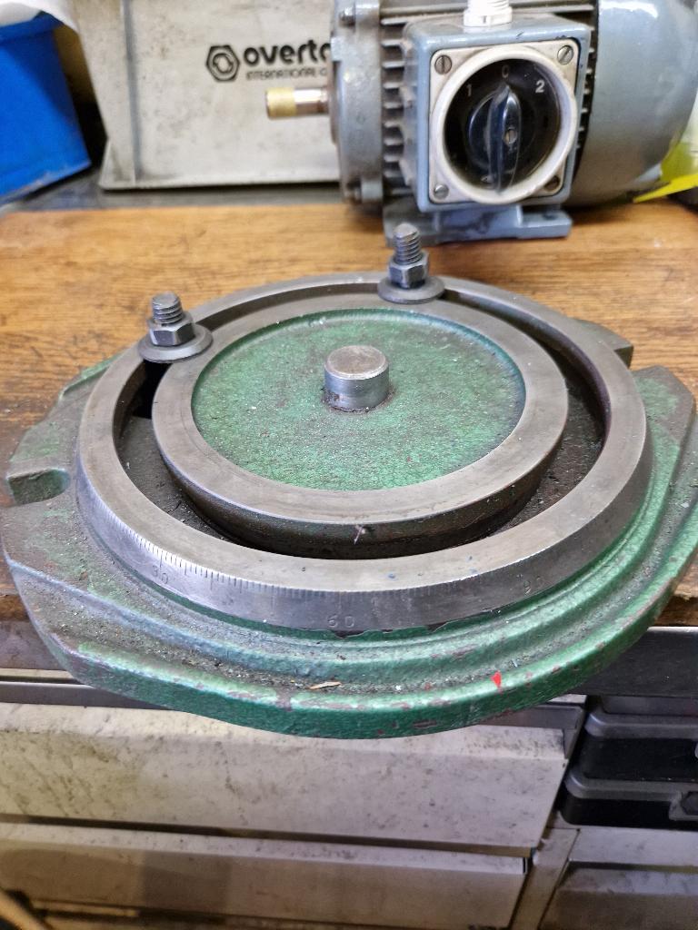 machineklem draaiplaat, Ophalen of Verzenden, Zo goed als nieuw