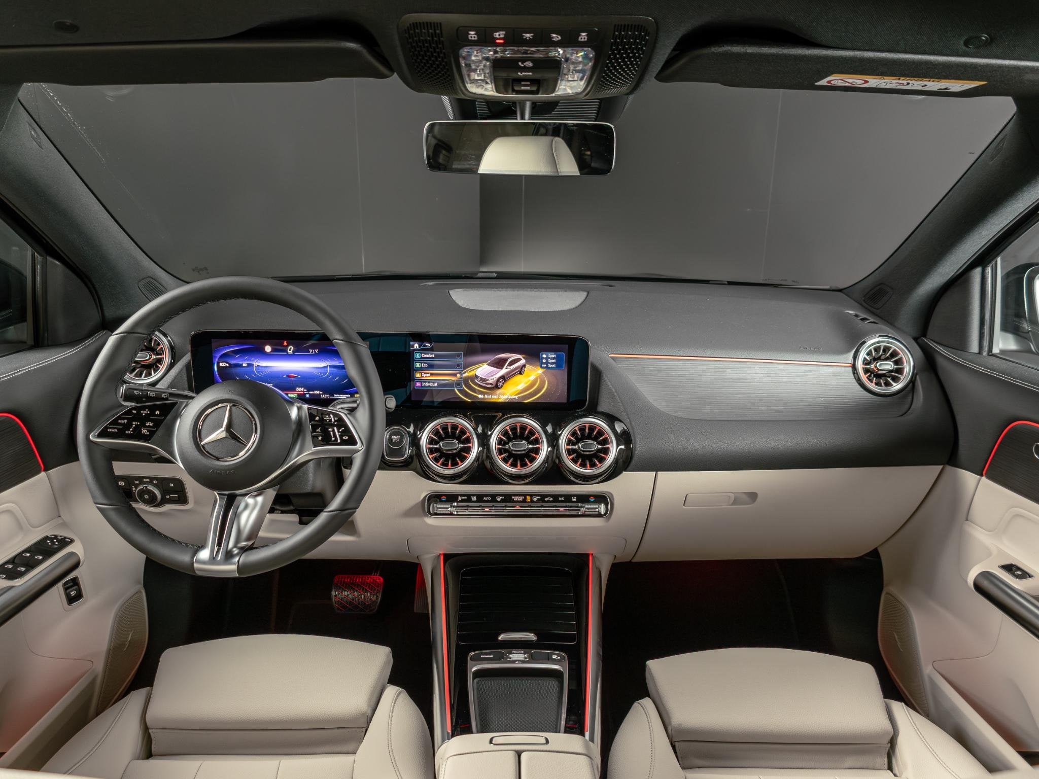 Mercedes-Benz EQA 250+ Business Solution Luxury 71 kWh | Pan, Dealer onderhouden, 550 km, Beige, 445 min