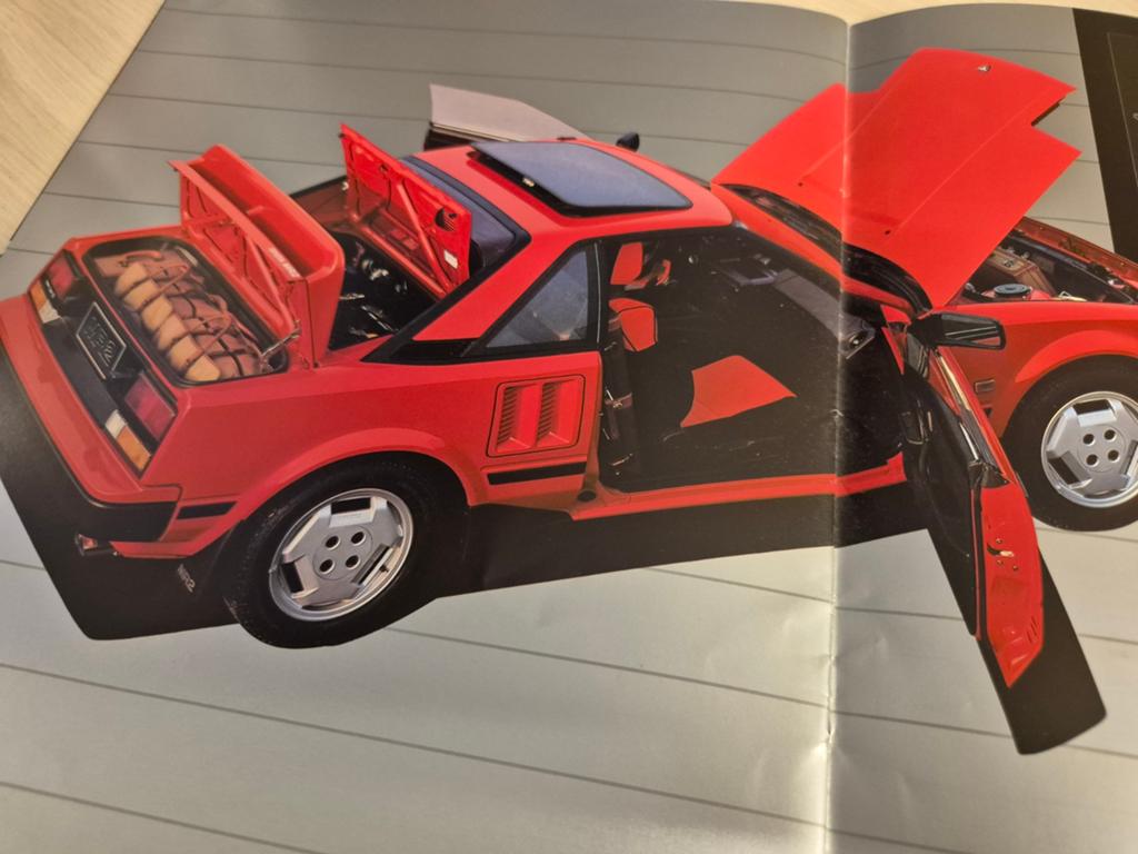 Jaren 80 Nederlands Toyota MR2 folder izgst 1e type met midd, Ophalen of Verzenden, Zo goed als nieuw, Toyota