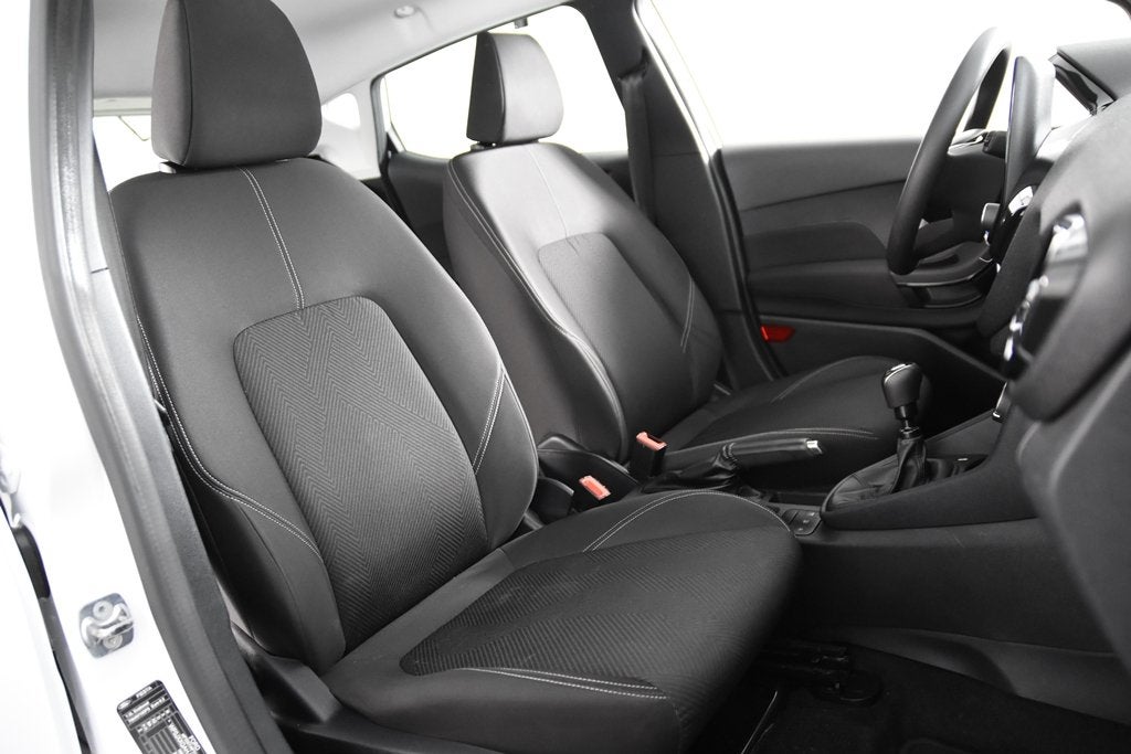 Ford Fiesta Connected *1ste Eigenaar*Carplay*DAB*, Voorwielaandrijving, Start-stop-systeem, Gebruikt, Wit