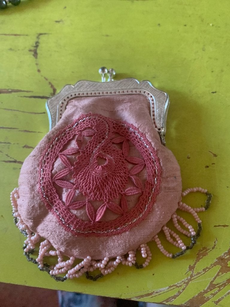 Vintage roze Beugelbeursje, Ophalen of Verzenden