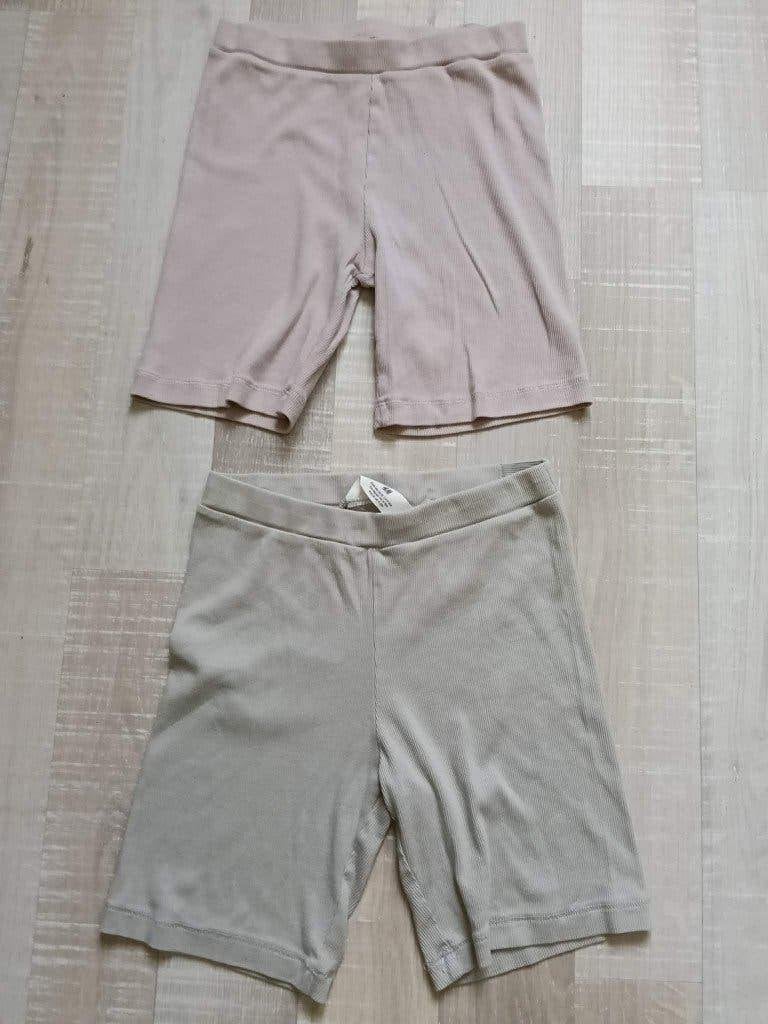 2 fietsbroeken H & M maat 134 - 140, Broek, Meisje, H&M, Ophalen of Verzenden