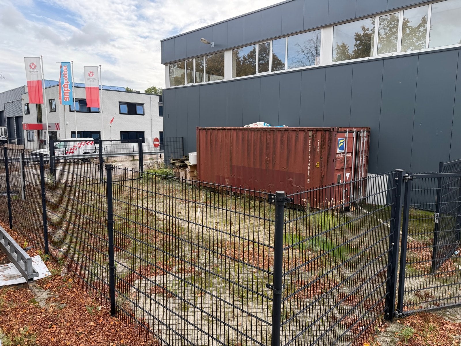 32 meter hekwerk met 2 poorten, 2 meter hoog, Tuin en Terras, Met poort, Gebruikt, Dubbelstaafmat hekwerk, Ophalen of Verzenden