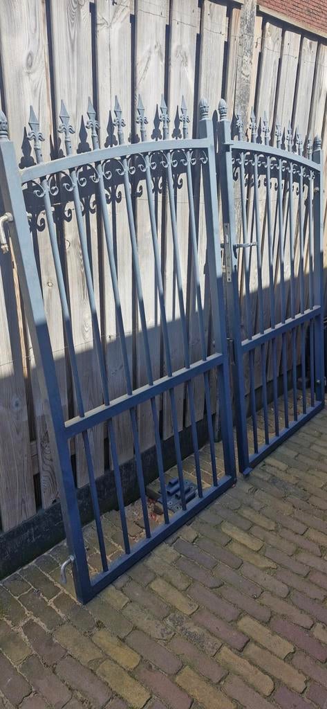 Smeedijzeren dubbele poort, Ophalen, IJzer, Sierhekwerk