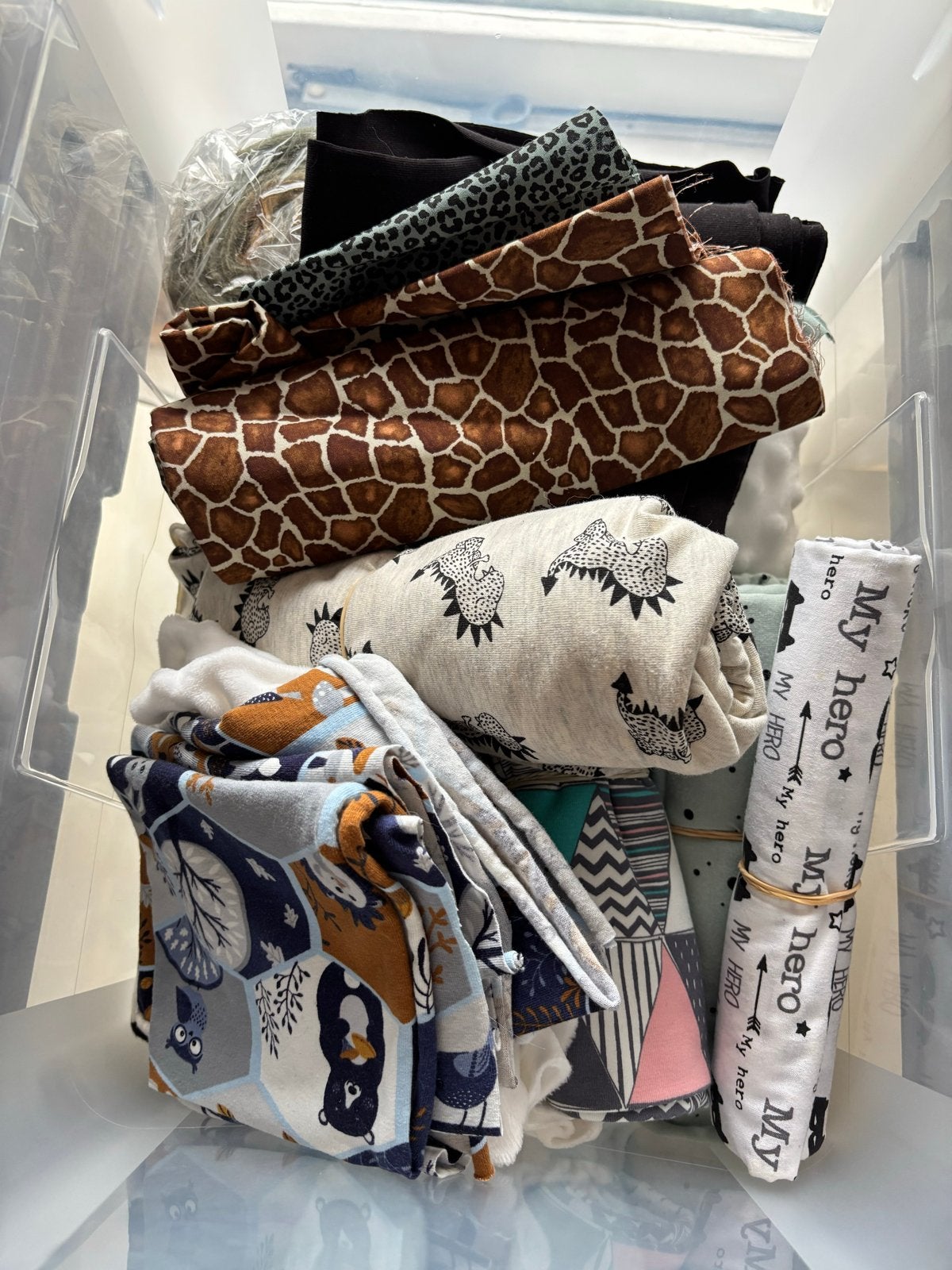 Shopper vol mooie stof lapjes en leren lappen, Ophalen of Verzenden, Overige kleuren, Leer of Kunstleer, 30 tot 200 cm
