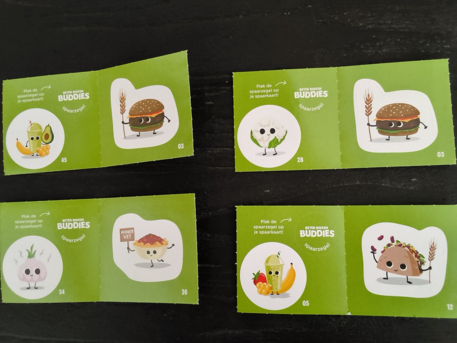 4 spaar zegels Plus supermarkt Beter Bikken Buddies, Verzamelen, Plus, Ophalen of Verzenden