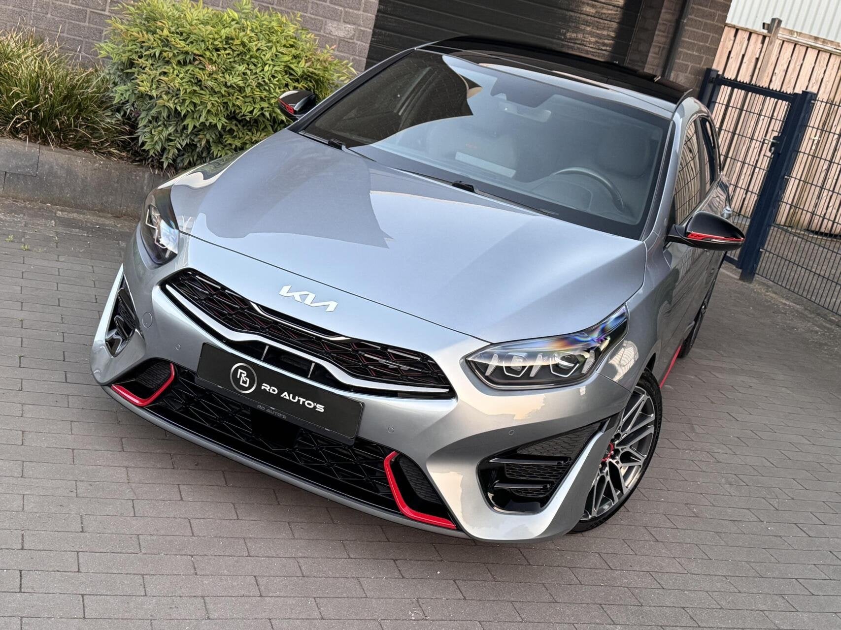 Kia Ceed 1.6 T-GDi GT Pano JBL Camera Navi Keyless Dealer on, 15 km/l, Gebruikt, 4 cilinders, Bedrijf