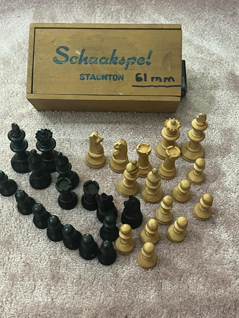 Vintage Schaakspel Staunton 61mm - Compleet met doos, Ophalen of Verzenden, Gebruikt