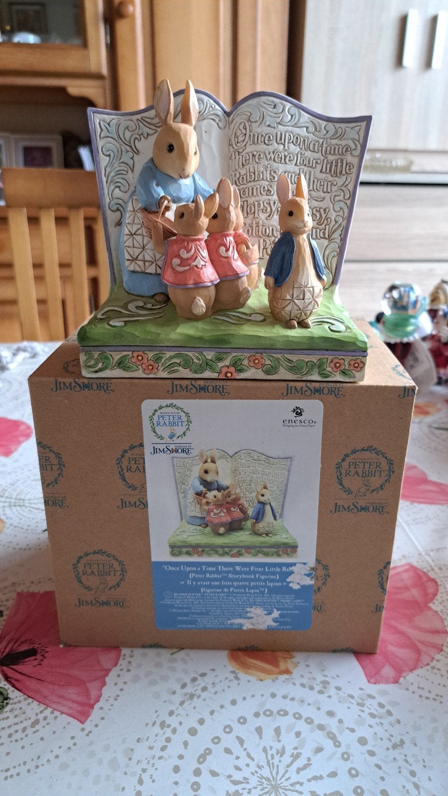 Jim Shore Peter Rabbit Storybook Figurine - Nieuw in doos, Ophalen of Verzenden, Nieuw
